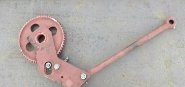 Привод продольного транспортера КТУ 50.1480-10 (КТУ 50.3770) (храповое колесо КТУ.50.6005)