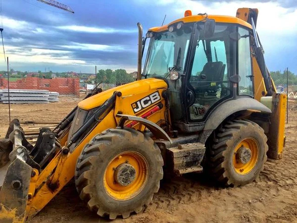 Фото Аренда экскаватора погрузчика 
