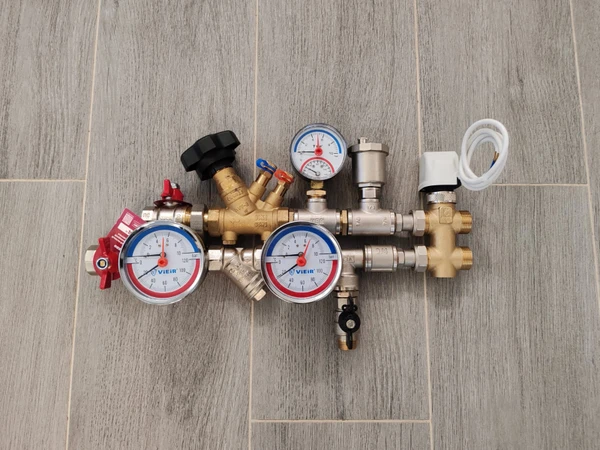 Фото Узел обвязки фанкойла