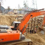 Аренда экскаватора Hitachi ZX240 / Спецтехника