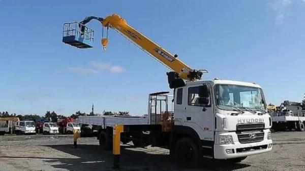 Фото Услуги МАНИПУЛЯТОРА АВТОВЫШКА ЭВАКУАТОР 
