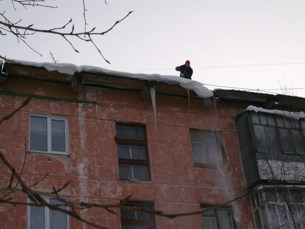 Фото Сброс снега 