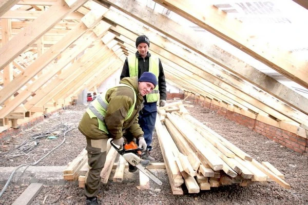 Фото Требуется в бригаду плотник