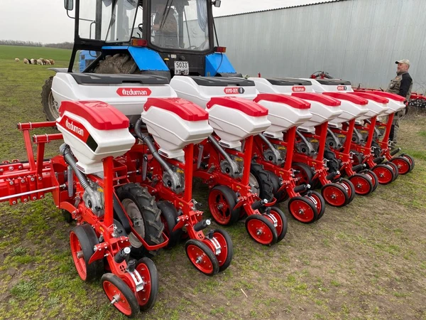 Фото Сеялка точного высева Ozduman HVMD-8