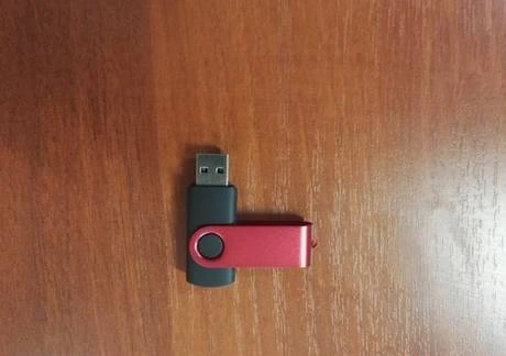 Фото Продам Flash USB 32Gb