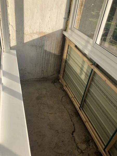 Фото Требуется отделка балкона