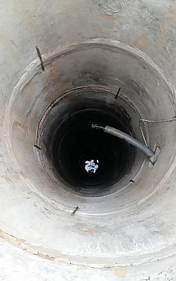 Фото Чистка колодца