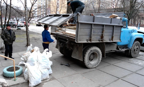 Фото Утилизация старой мебели Вывоз мусора Грузчики-разнорабочие