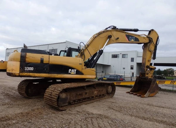 Фото Аренда услуги экскаватора Caterpillar 330