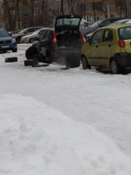 Фото Установка запасного колеса