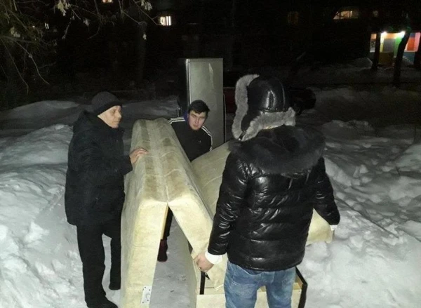 Фото Грузоперевозки с грузчиками недорого