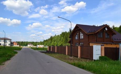 Фото Участок рядом с прудом, возле леса, ПМЖ, новая Москва.