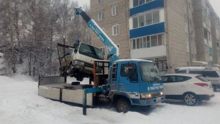 Фото Самогруз, эвакуатор, автоспас, автовышка 17м