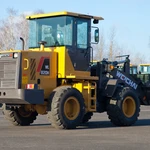 фото Фронтальный погрузчик WEICHAI WL820H