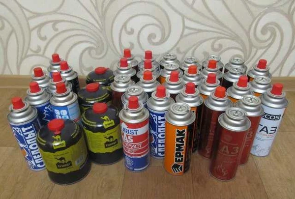 Фото Заправка туристических газовых баллонов