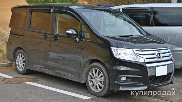 Фото Honda Stepwgn 2007 года