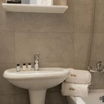 Фото №2 InnDays Логинова 7 к 2