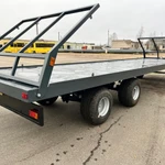 фото Прицеп для перевозки рулонов RMZ-11 для тракторов МТЗ 1221 и других тракторов