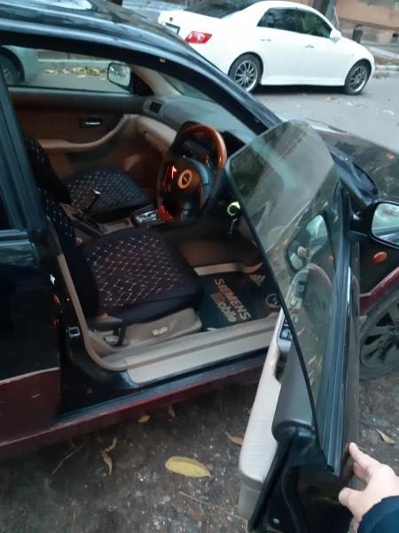 Фото Вскрытие автомобилей без ключа и брелока