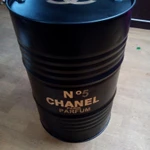 фото Бочки железные дизайнерские 200 л "Chanel5"