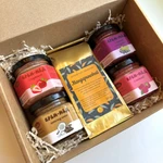 фото Новогодний бокс с чаем и крем-медом