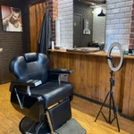 Аренда парикмахерского кресла в барбершопе