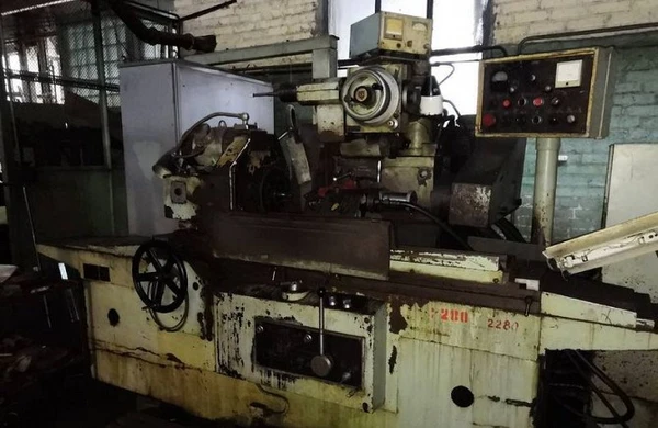 Фото круглошлифовальный станок 3У131