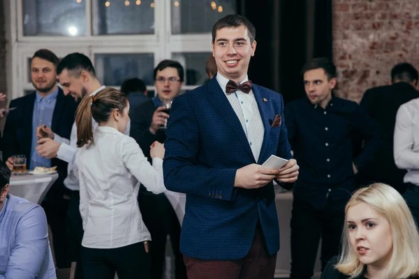 Фото Ведущий