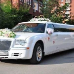Прокат свадебных украшений на автомобиль