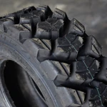 Фото №2 Шины на минипогрузчик 12-16.5 Hulk крупный блок