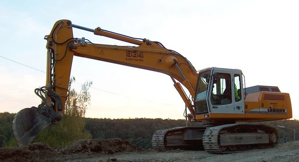 Фото Аренда услуги экскаватора Liebherr 934 (2 м куб)