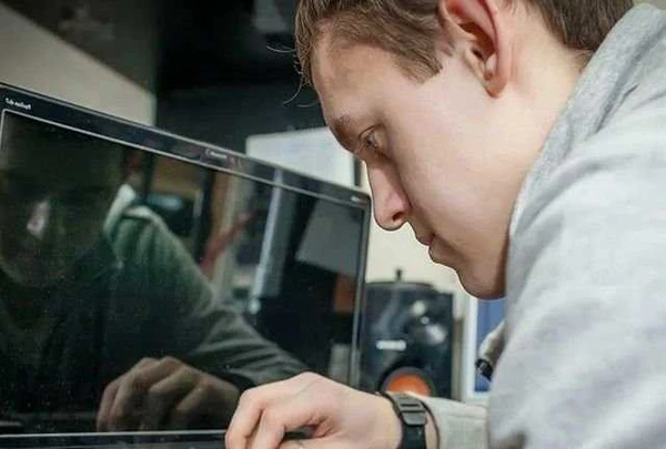 Фото Ремонт Компьютеров Ноутбуков Установка Windows