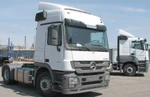 фото Тягач Mercedes-Benz Actros 1841LS