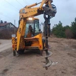 Аренда, услуги ямобура эксковатора погрузчика JCB