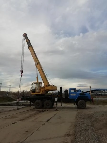 Фото Услуги автокрана 25 тонн