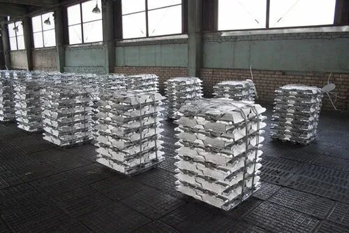 Фото Первичный алюминиевый слиток А7(99, 7%)