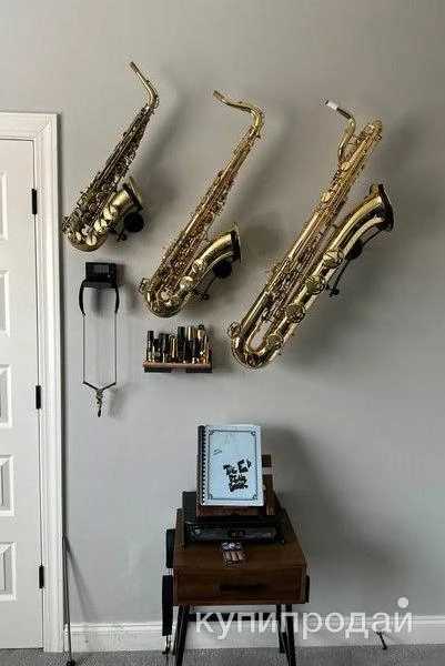 Фото Музыкальное оборудование ретро для интерьера