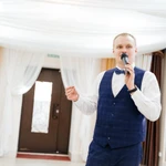 Ведущий Иван Кузнецов