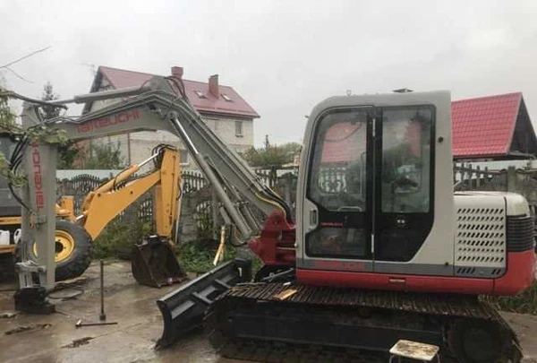 Фото Услуги (аренда ) экскаватора 9 тонн
