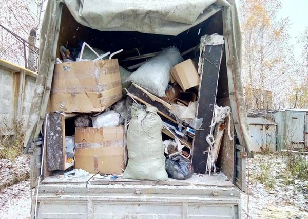 Фото Вывоз мусора в Павловске