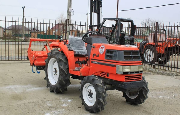 Фото Трактор Kubota GT3D