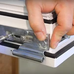 Фото №8 Ремонт, регулировка, установка окон и дверей в Киселевске