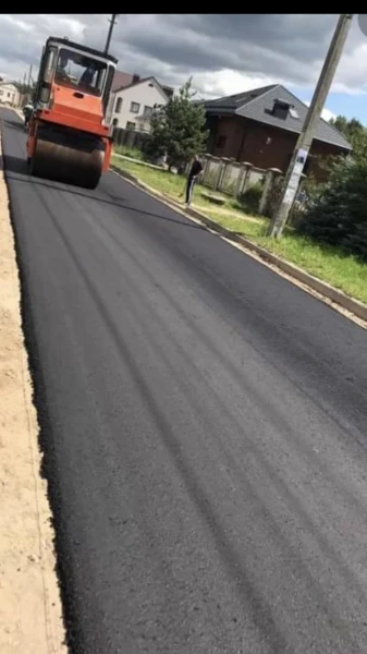 Фото Укладка асфальта асфальтирование дорог 