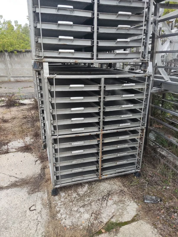 Фото контейнеры для посолки сыра