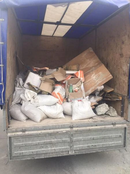 Фото Вывоз мусора , старой мебели 