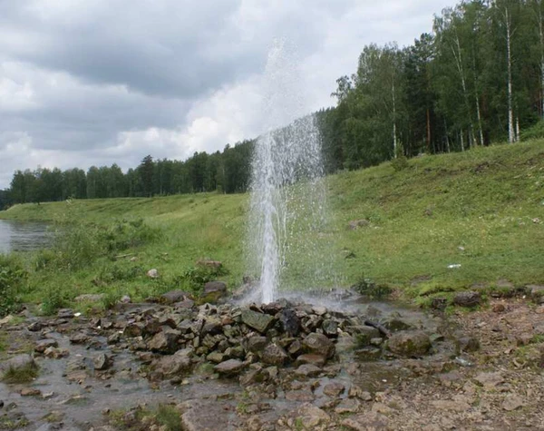 Фото Артезианская скважина