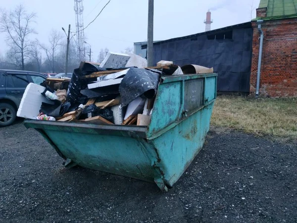 Фото Вывоз мусора, демонтаж, уборка территории