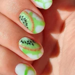 Фото №4 Маникюр