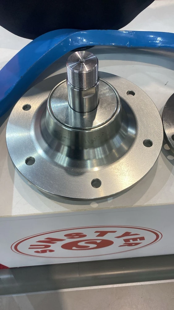 Фото Ступица Lemken Rubin 12 55510016