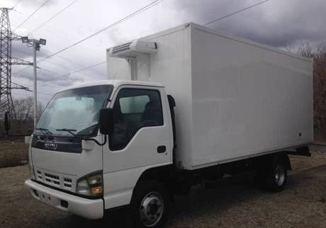 Фото Isuzu NMR85 NPR75 NQR90 FSR90 FVR34 рефрижератор Thermo King